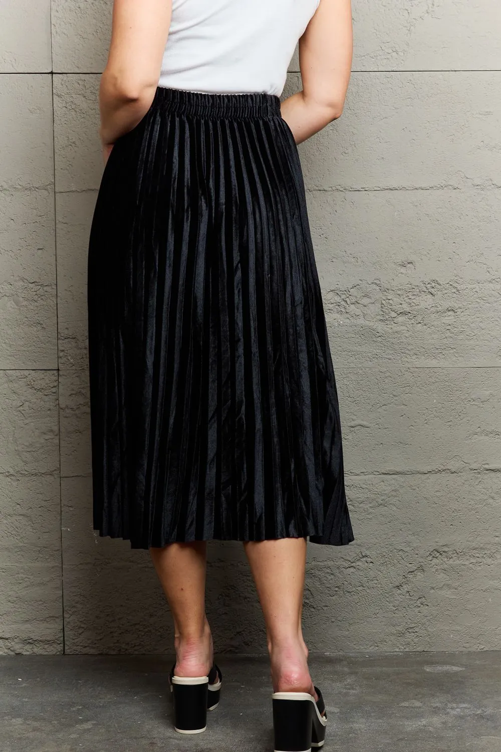 Amie Accordion Pleated Flowy Midi Skirt