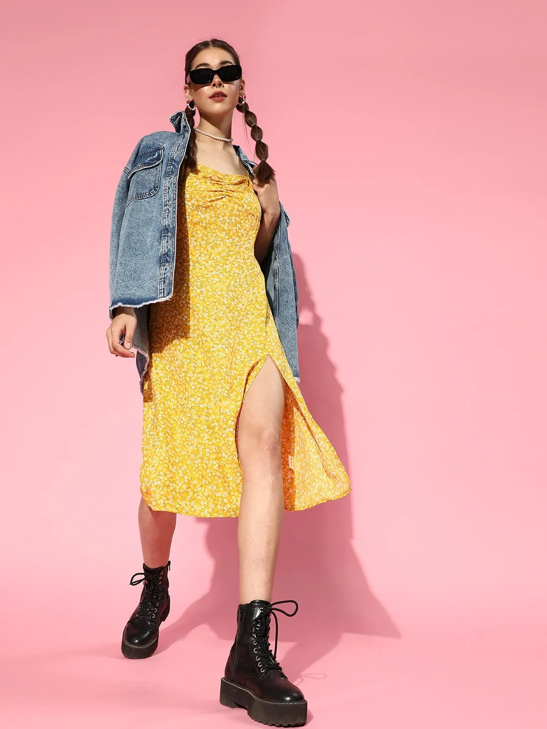 Berrylush Women Yellow & White Floral Printed Sweetheart Neck Straight Hem Slited A-Line Midi Dress