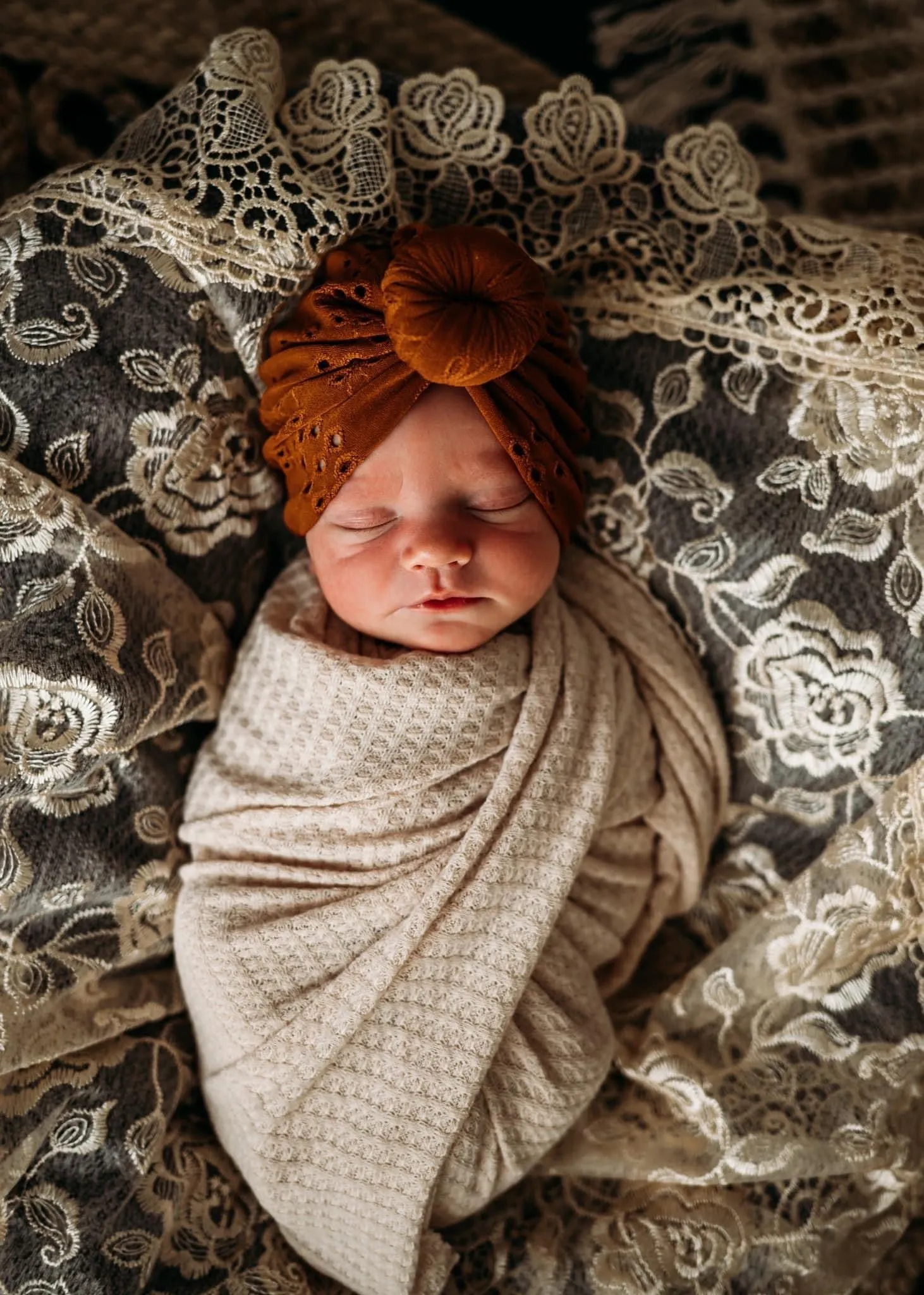 Britta | Ginger Whiskey | Eyelet Headwrap