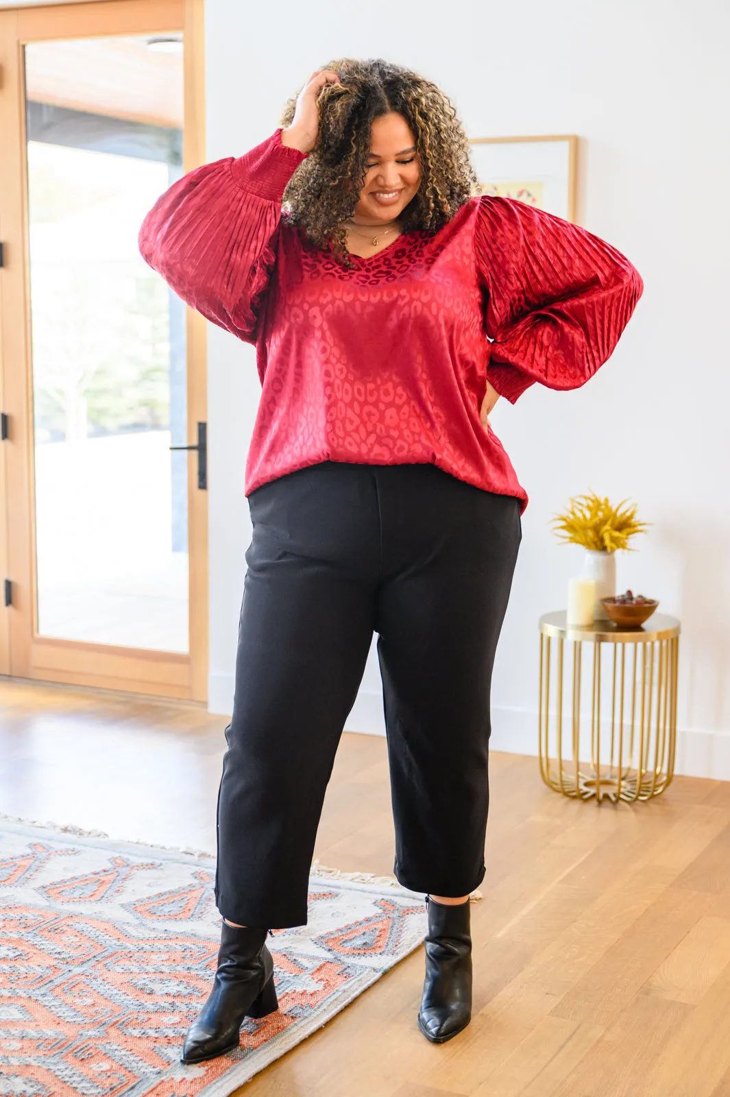 Cityscape Blouse In Burgundy