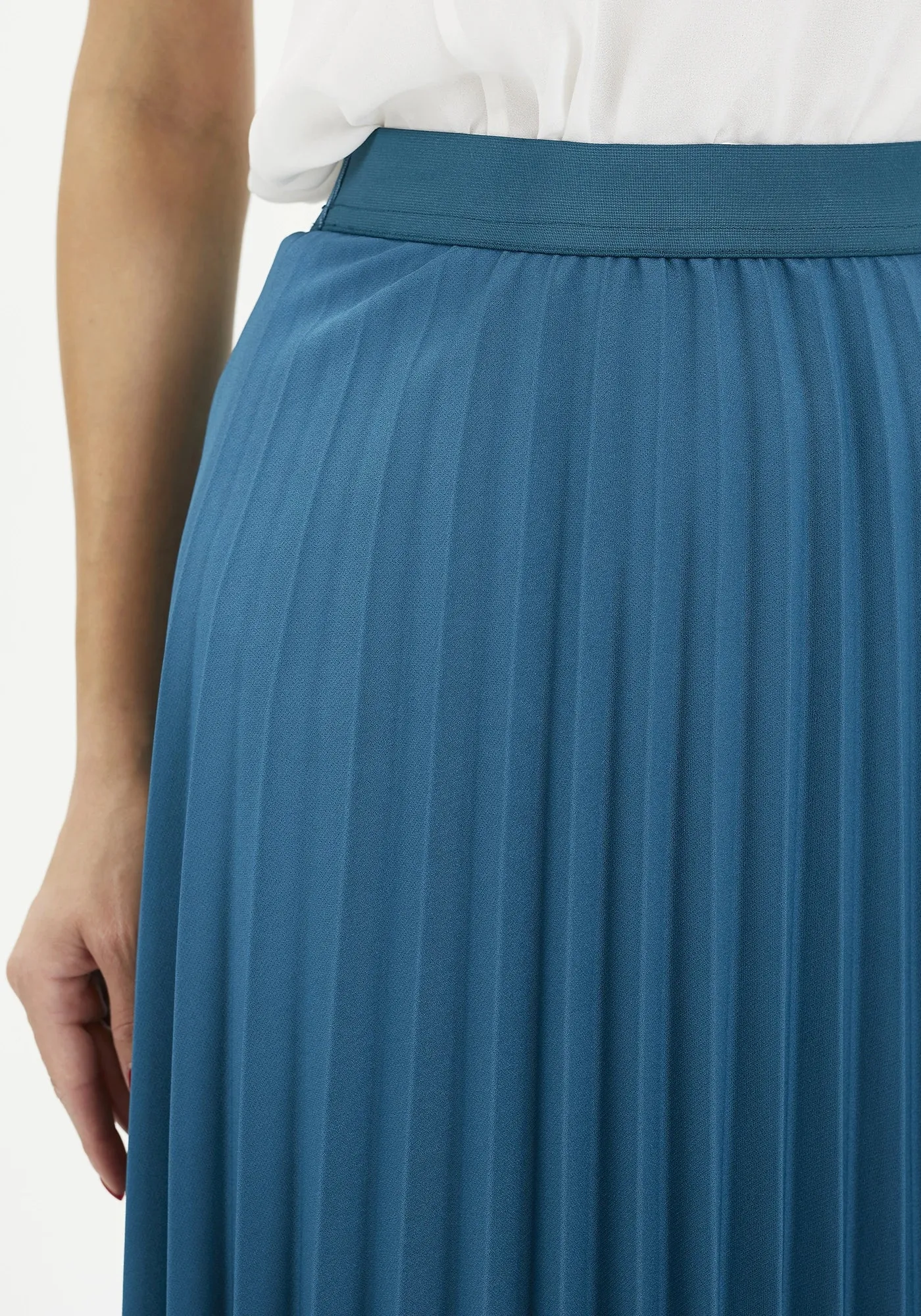 Elastic Waist Plisse Pleated Midi Skirt