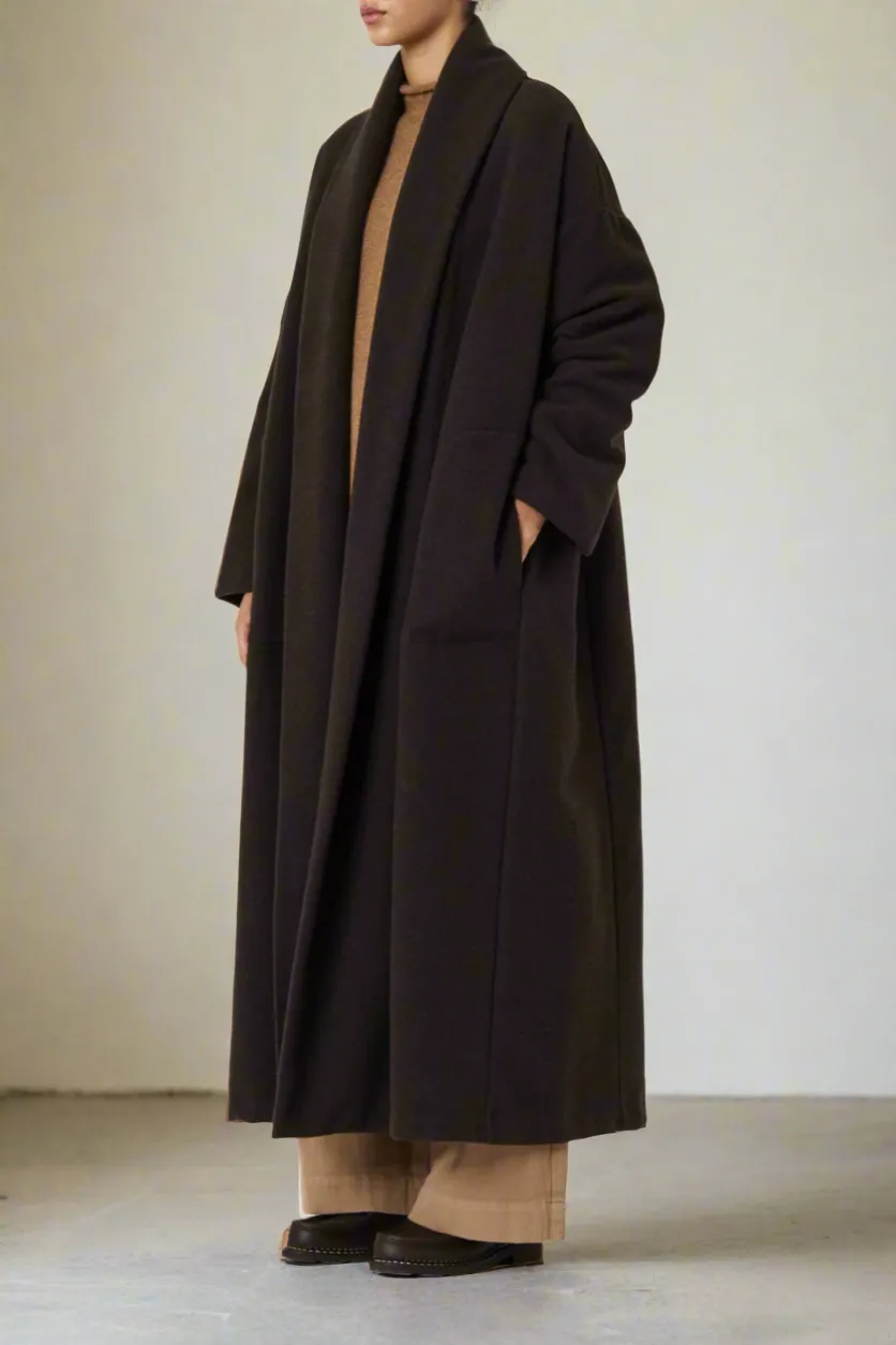 Elena Coat, Bark