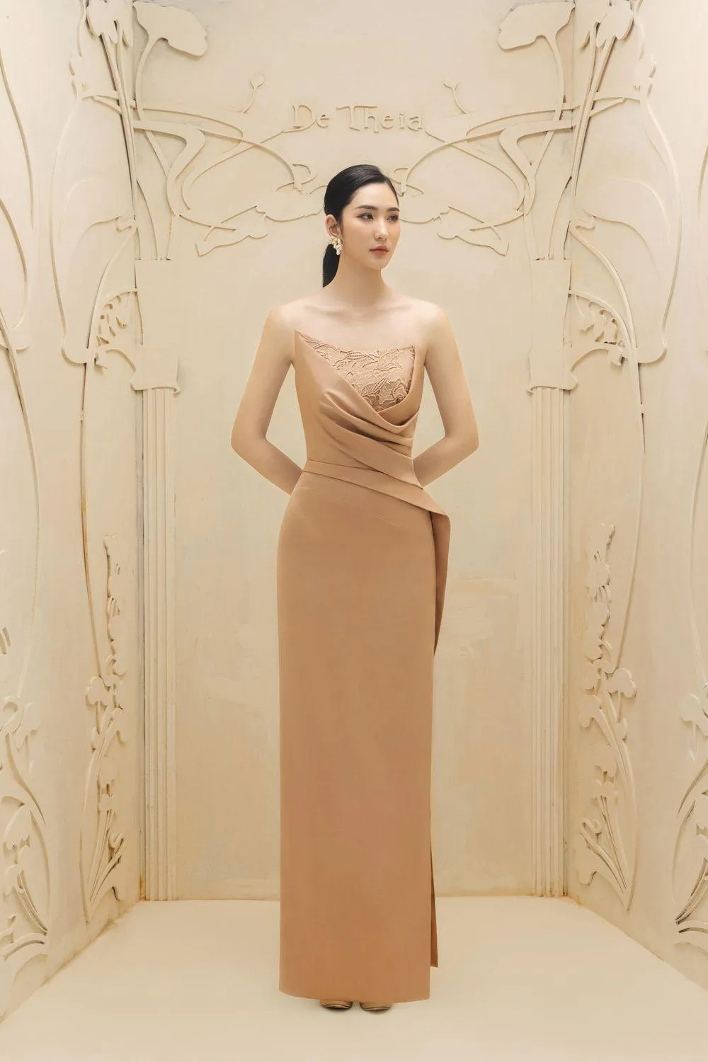 Gisèle Strapless Slit Hem Polyester Silk Floor Length Dress