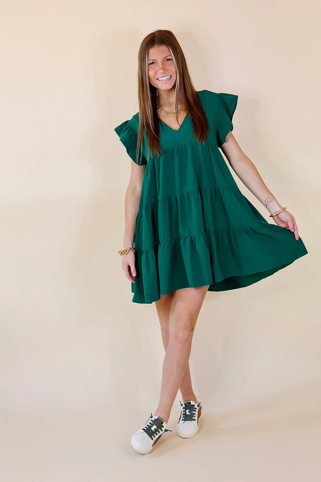 Last Chance Size Medium | Delightful Endeavor Ruffle Cap Sleeve Tiered Dress in Hunter Green