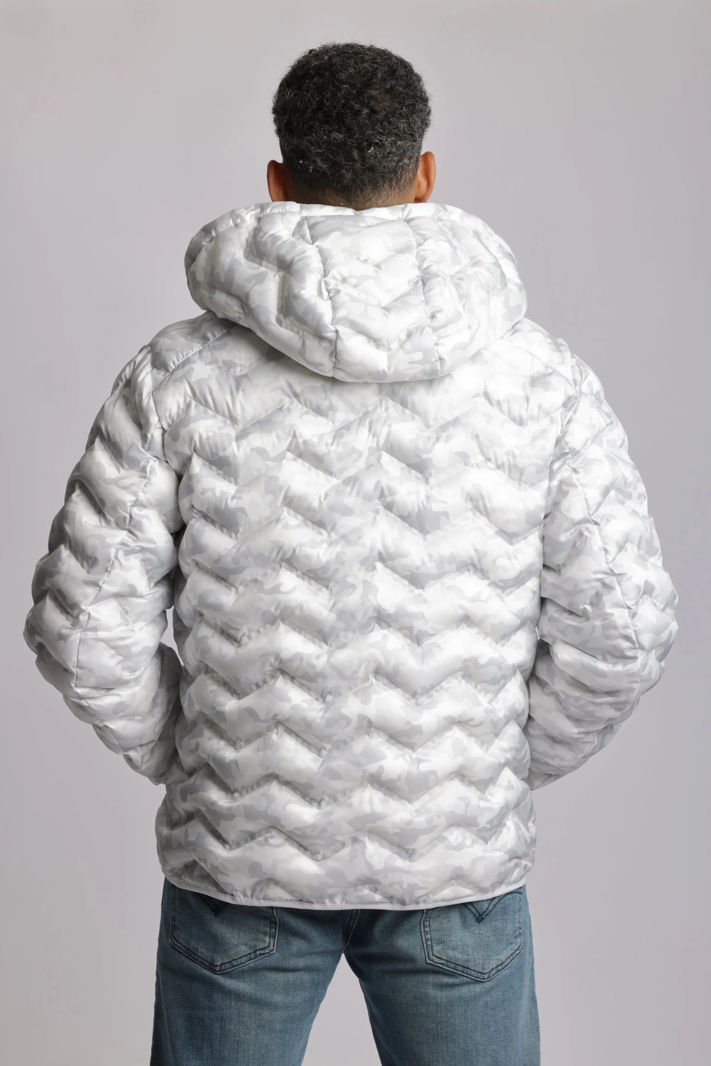 Men's packable puffer jacket in white camo