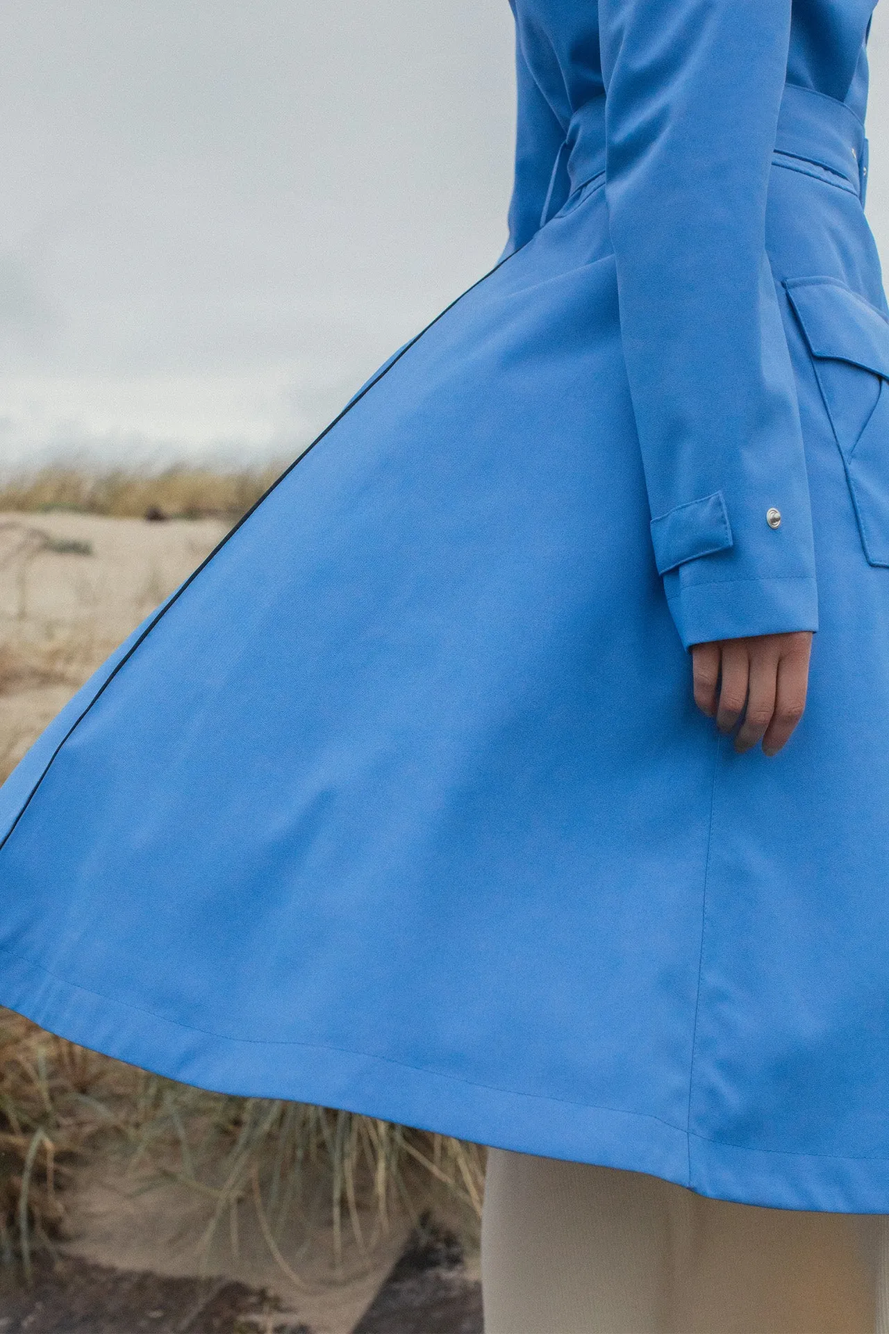 OCEAN BLUE FLARE RAINCOAT - recycled materials