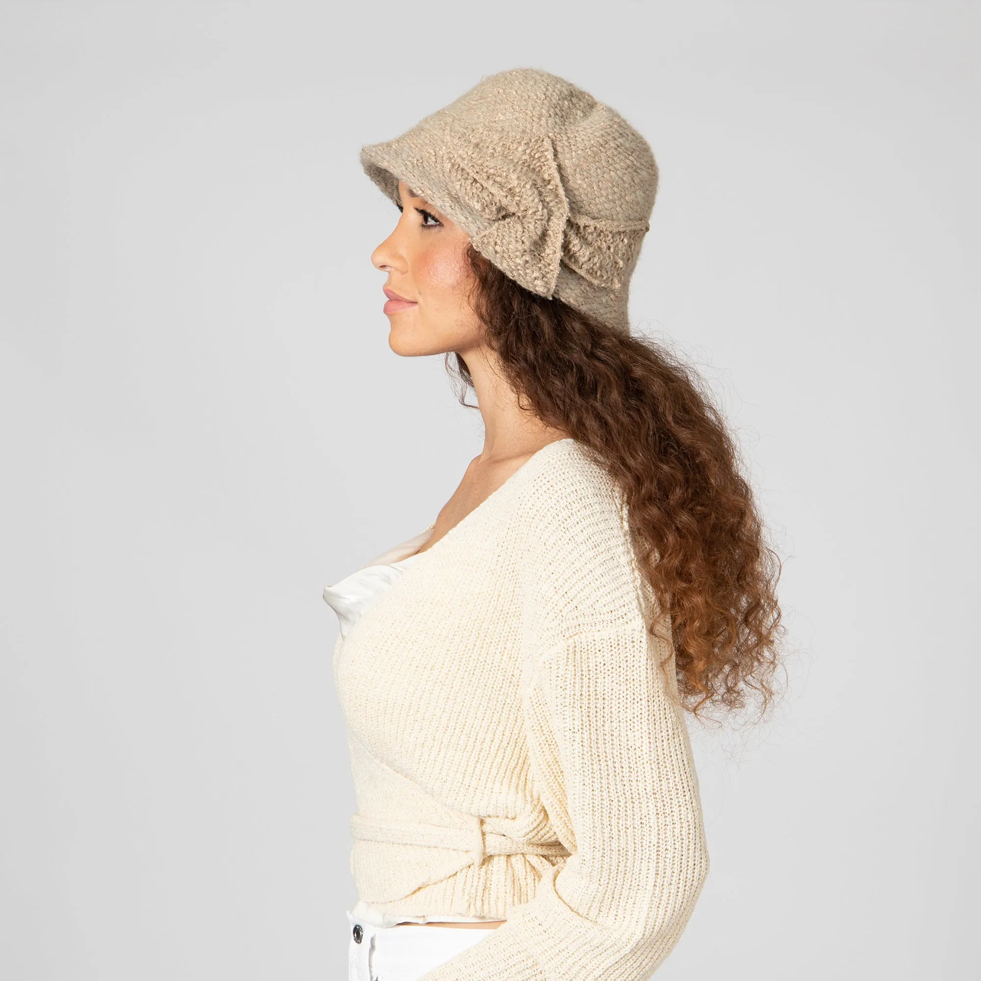 Women's Knit Cloche w/Wrapped Bow