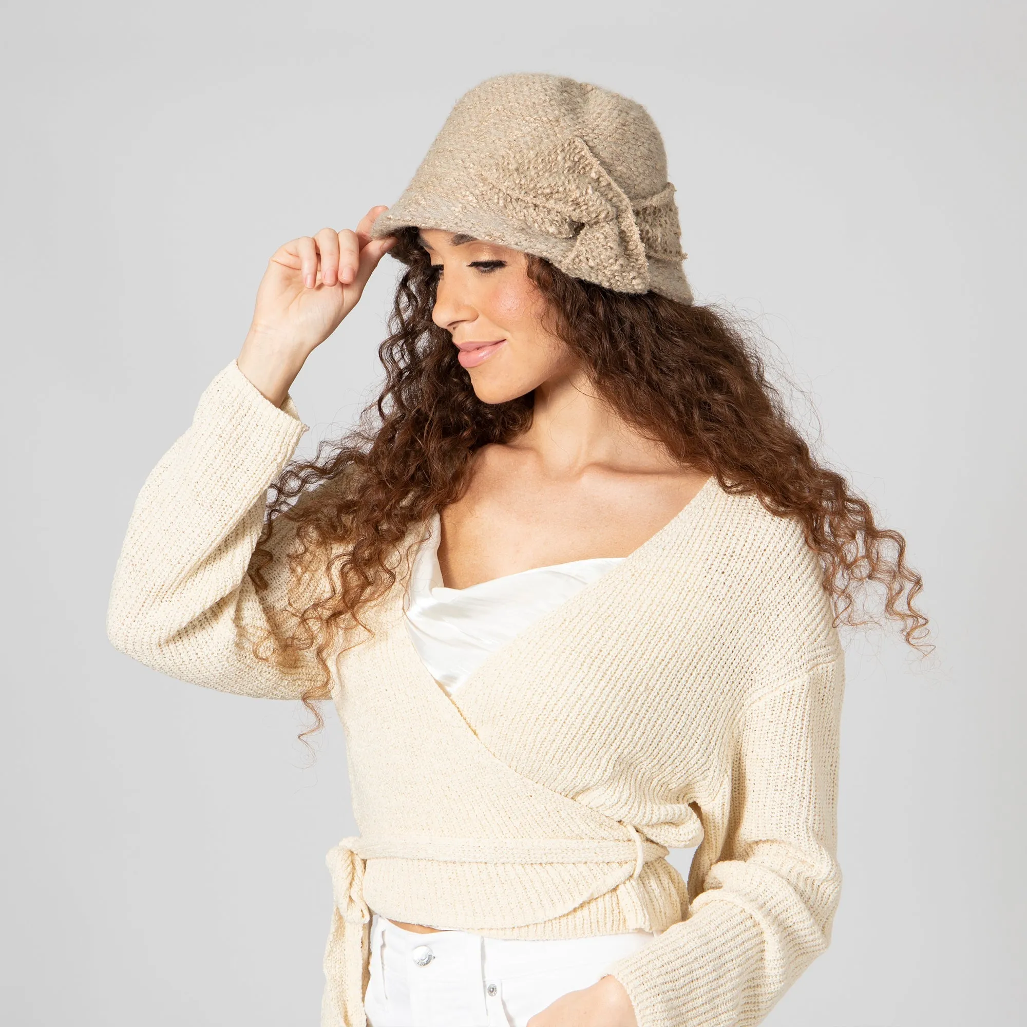 Women's Knit Cloche w/Wrapped Bow